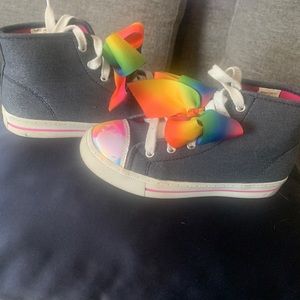 Fun girl gym shoes. Size 1. Worn rarely. Perfect condition.